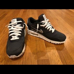 Men’s Nike Air Max 90 sz. 10